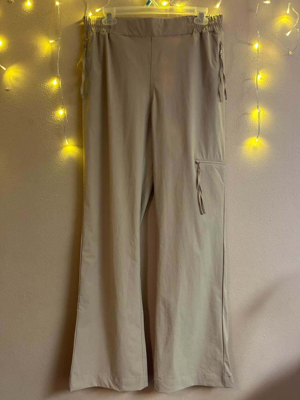 Large Mono B Tan Wide Leg Cargo Pants w/ Elastic Waistband, Women’s
